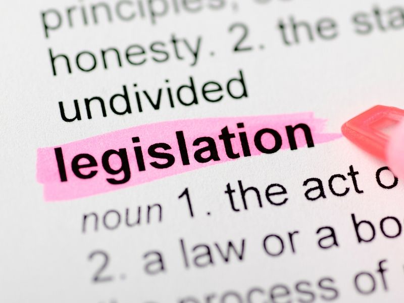 Proposed legislative amendment to the Illinois State Constitution affecting public pensions